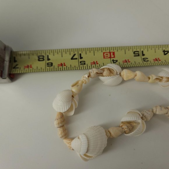 Vint Mini Cowrie Oyster Seashell Sea Shell Necklace Lei Long 26" White Jewelry - Picture 6 of 6